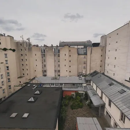Stylish Near Bastille *